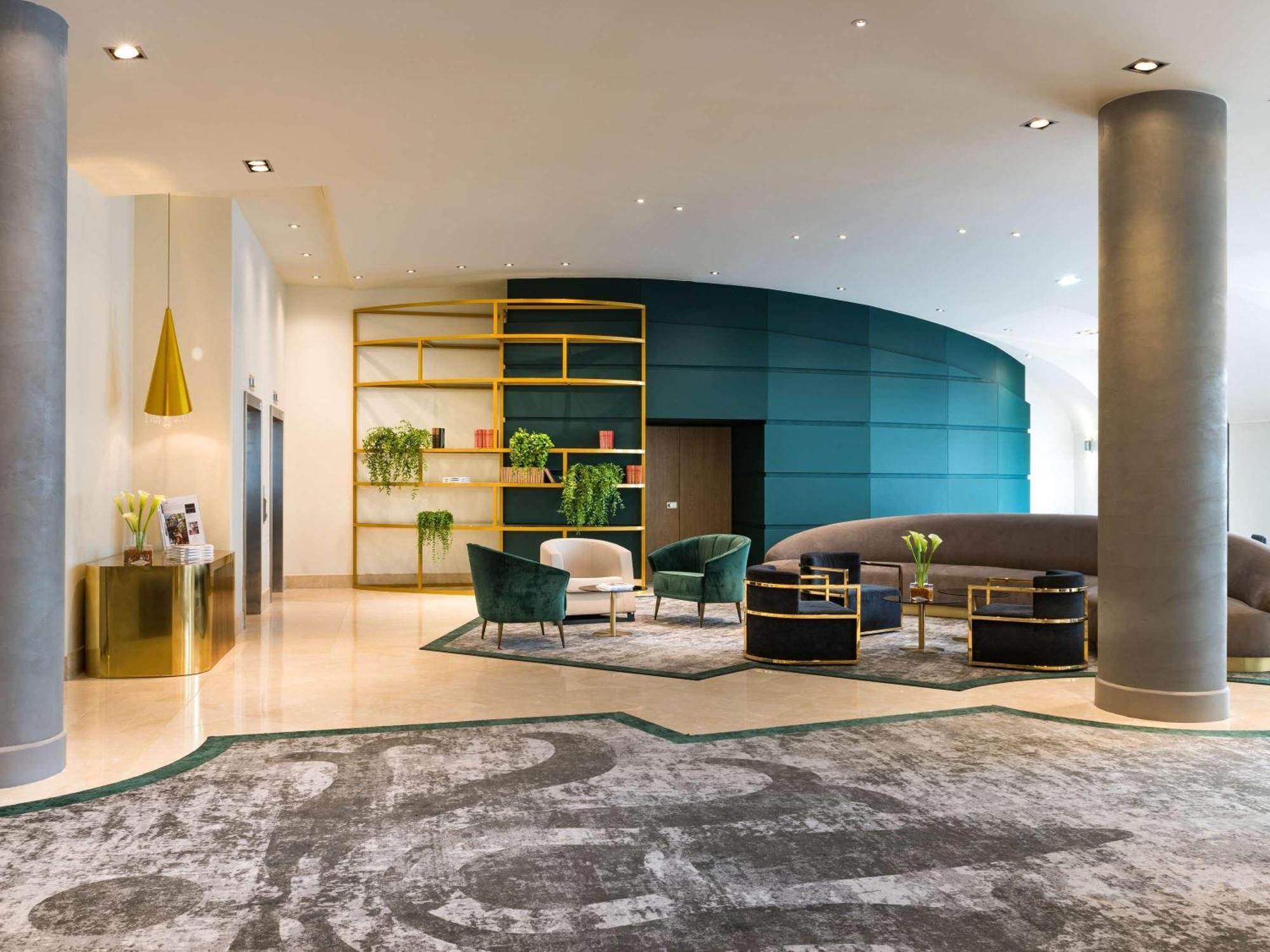 Mgallery Le Louis Versailles Chateau Luaran gambar